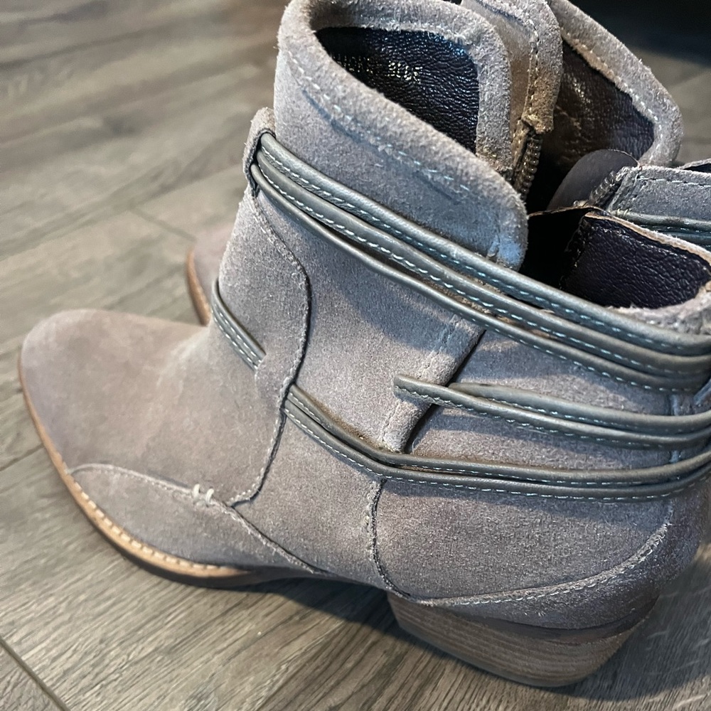 Leather booties